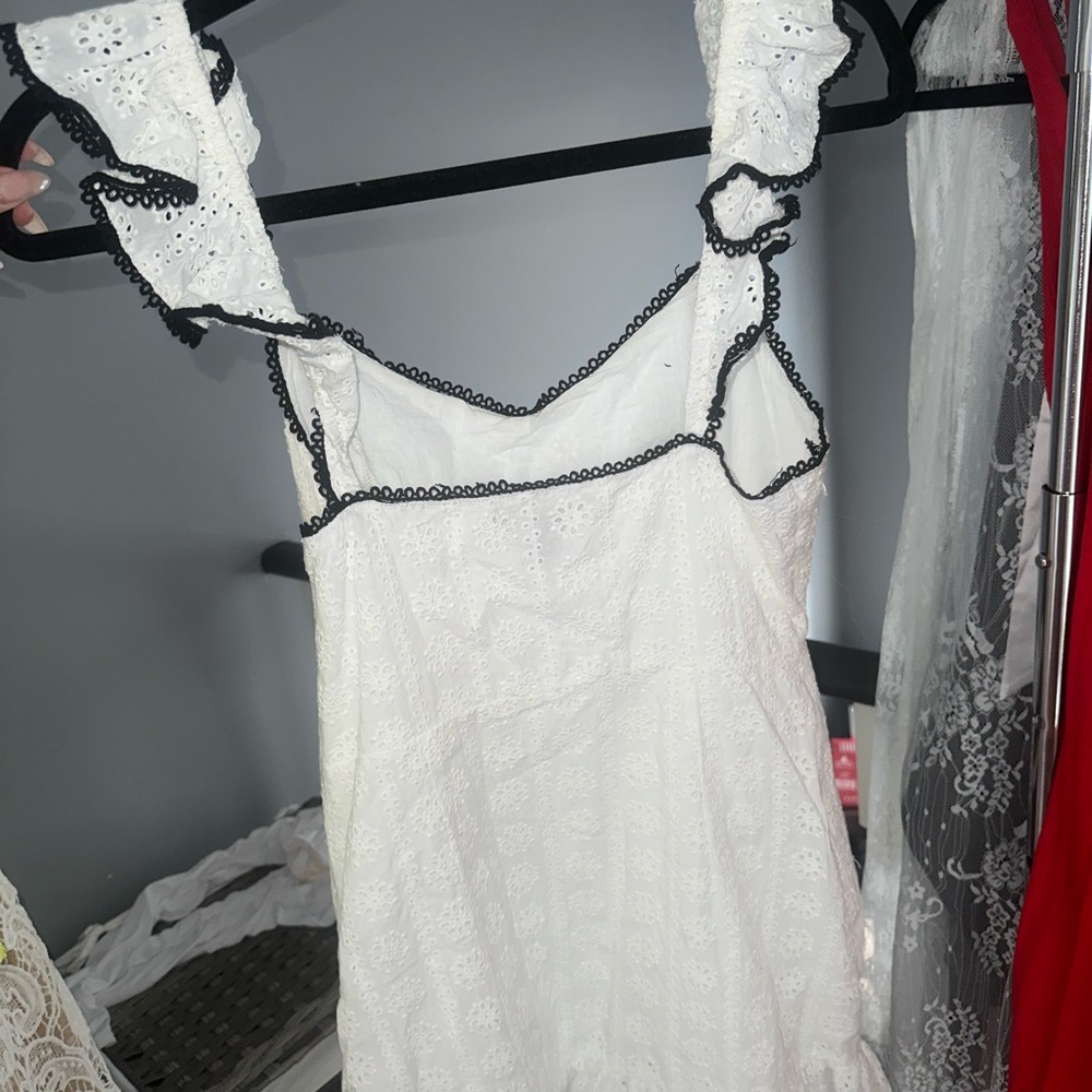 Forever 21 - Picture 2 of 2
